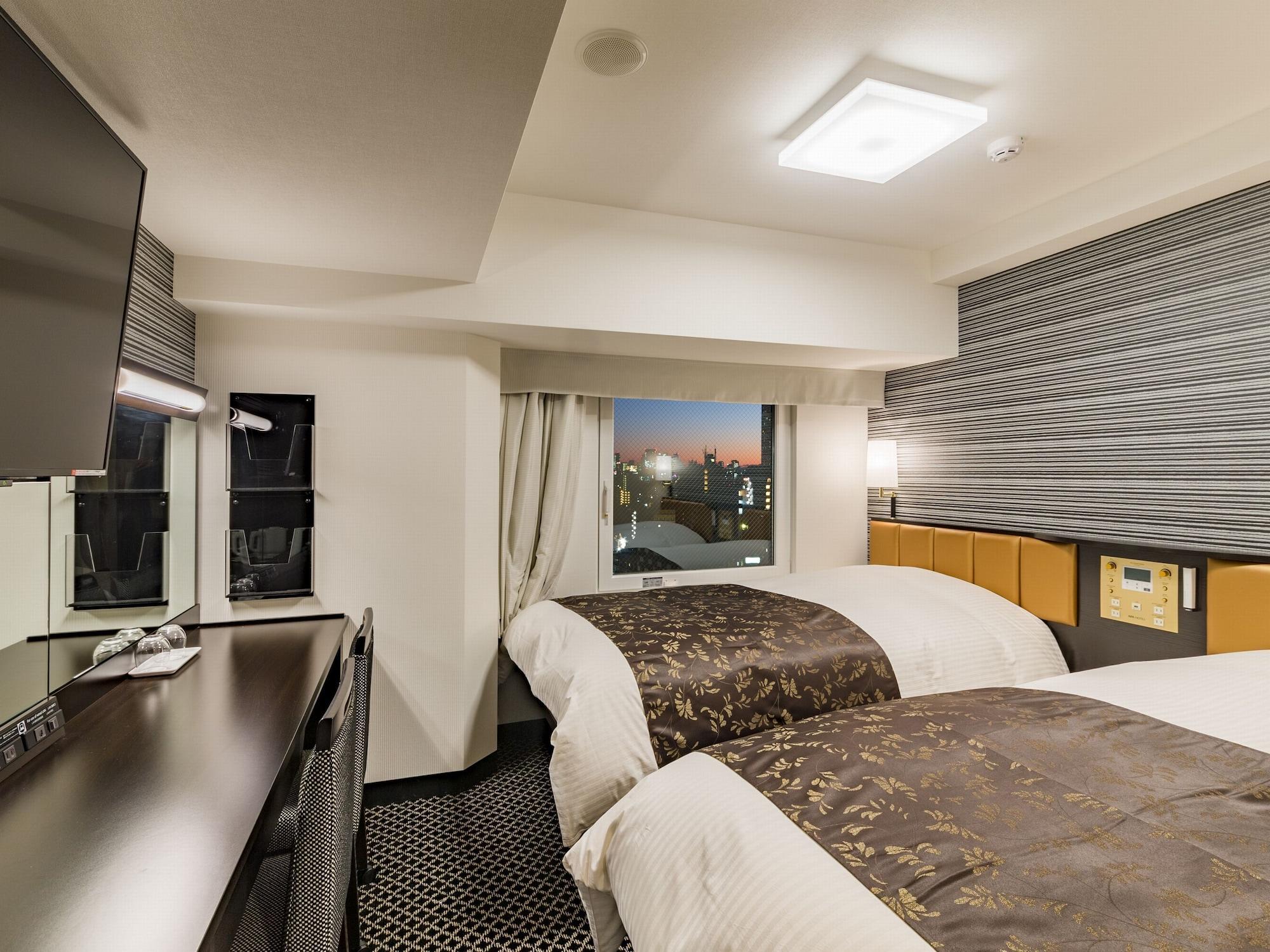 APA Hotel Yamanote Otsuka Eki Tower Tokyo Bagian luar foto